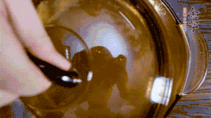 加山藥、毛豆再煮15分鐘。