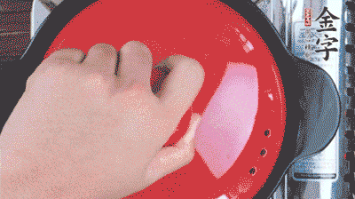 加香菇燉10分鐘后。