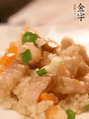 出鍋后撒點(diǎn)蔥花更香。